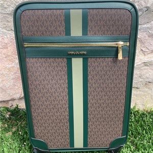 Nwt Michael Kors Trolley Suitcase